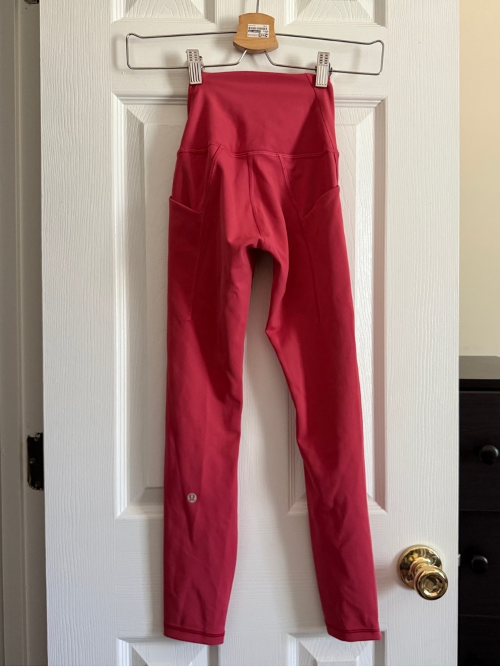 NWOT Lululemon Align Leggings with Pockets in Mulberry Spark - Picture 2 of 5